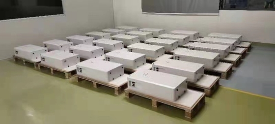 力の壁Lifepo4のリチウム深い周期の太陽電池200Ah 48V 5000W IP31